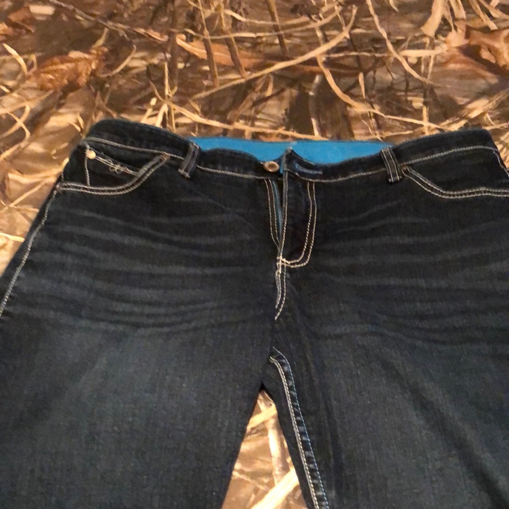 Ladies Maurice jeans NWOT